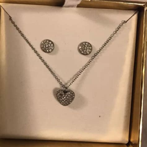 michael kors earring and necklace set